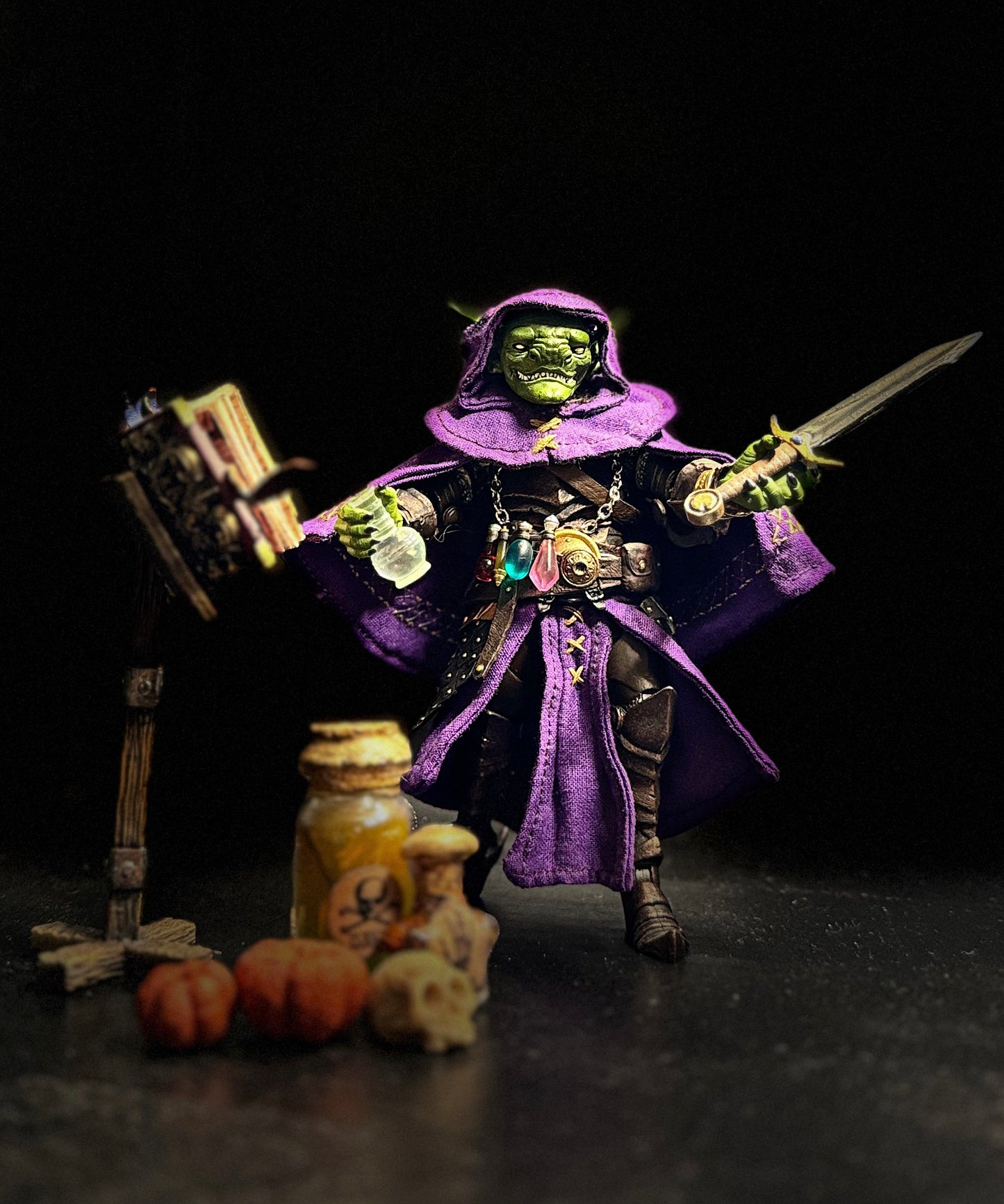 Goblin Accessory Set – Hood, Tasset, Cape & Short Sword