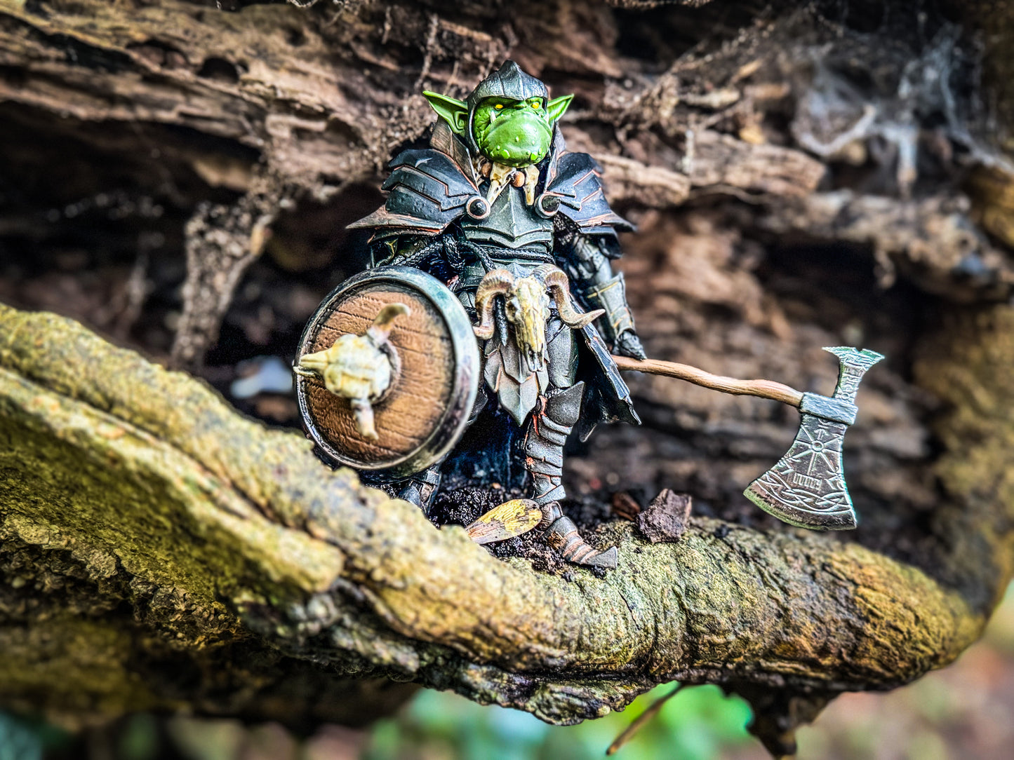 "The Warlord’s Armory" – Wooden Shield & Viking Axe Set